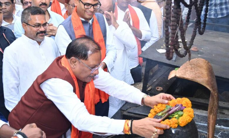 श्री श्री 108 श्री सत्यनारायण बाबा धाम कोसमनारा में पहुंचे मुख्यमंत्री श्री विष्णु देव साय: प्रदेशवासियों की सुख-समृद्धि और खुशहाली की प्रार्थना की
