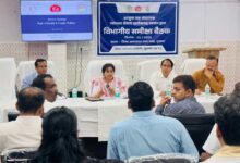 मलेरिया मुक्त बस्तर अभियान शासन की पहली प्राथमिकता, प्रभावी कार्ययोजना बनाकर करें कामः आयुक्त स्वास्थ्य सेवाएं डॉ. प्रियंका शुक्ला