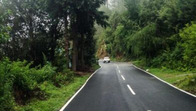 रोड ट्रिप का बना रहे हैं मानसून प्लान? ये रूट हैं सबसे सुरक्षित और शानदार