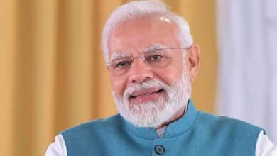 प्रधानमंत्री ने भारत छोड़ो आंदोलन में भाग लेने वाले स्वतंत्रता सेनानियों को श्रद्धांजलि अर्पित की