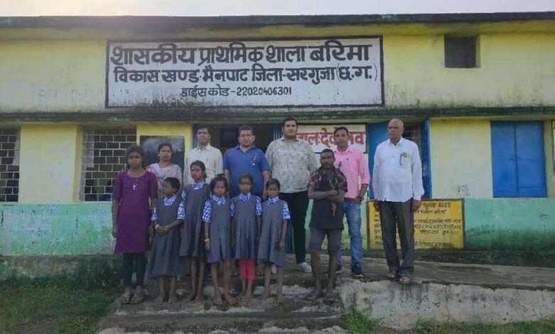 मुख्यमंत्री की पहल पर शिक्षा की मुख्यधारा से जुड़े शाला त्यागी बच्चे मुख्यमंत्री की पहल पर शिक्षा की मुख्यधारा से जुड़े शाला त्यागी बच्चे