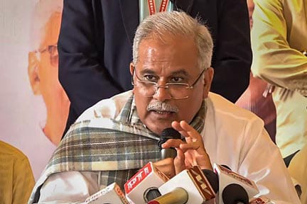 भूपेश का ED पर हमला: कहा- ‘पूरी तरह गुंडागर्दी पर उतर आई एजेंसी’… भूपेश का ED पर हमला: कहा- ‘पूरी तरह गुंडागर्दी पर उतर आई एजेंसी’…