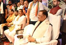 विविध पौराणिक प्रसंगों एवं आधुनिक घटनाओं पर आधारित सुसज्जित झांकियां बनी आकर्षण का केंद्र: झांकियों को देखने रायपुर में उमड़ा जनसैलाब