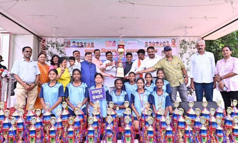 स्कूलों में लगेंगे 9 हजार स्मार्ट क्लास और 22 हजार कंप्यूटर : गजेंद्र यादव