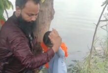 मृत्यु की तलाश में युवति ने लगाई छलांग। वसीम खान ने बचाई जान
