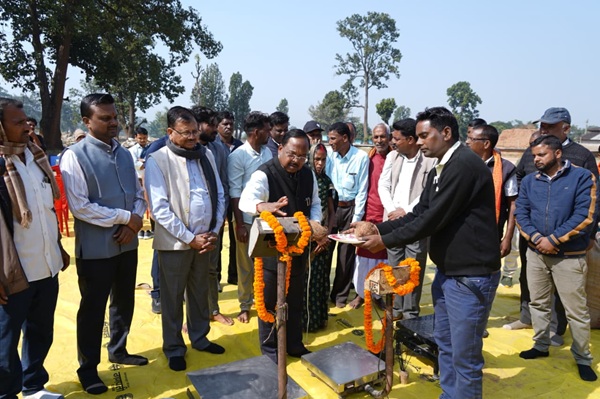 कृषि मंत्री ने डौरा-कोचली खरीदी केंद्र में धान खरीदी का किया शुभारंभ