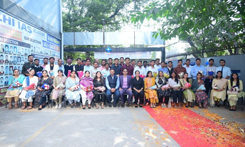 दिल्ली IAS एकेडमी ने रचा इतिहास CGPSC-2024 में 153 चयन, प्रदेश टॉपर भी इसी संस्थान से