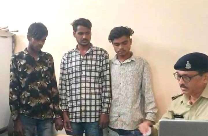 चोरी के मामले में , रायपुर पुलिस की प्रभावी कार्यवाही गायत्री इंडस्ट्रीज फैक्ट्री उरला चोरी के आरोपी गिरफ्तार