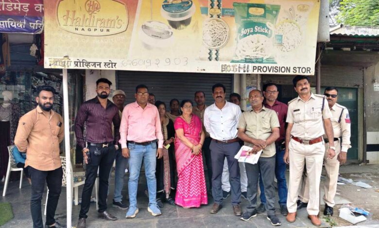 हाउसिंग बोर्ड की दुकानों से अवैध कब्ज़ा हटाया गया हाउसिंग बोर्ड की दुकानों से अवैध कब्ज़ा हटाया गया