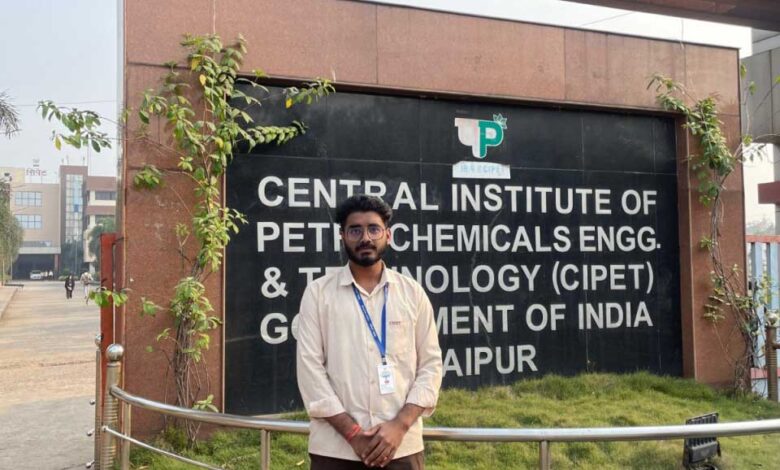 मुख्यमंत्री नोनी बाबू मेधावी शिक्षा सहायता योजना : सपनों को मिली नई उड़ान मुख्यमंत्री नोनी बाबू मेधावी शिक्षा सहायता योजना : सपनों को मिली नई उड़ान