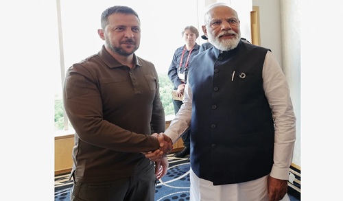 पुतिन के हमले से पहले सरपंच बन रहे ट्रंप को छोड़ अब भारत की शरण में जेलेंस्की