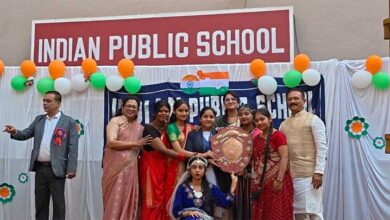 इंडियन पब्लिक स्कूल में मनाया गया गणतंत्र दिवस वैदिक ग्रुप की एम् डी सैय्यद सलमा रही चीफ़ गेस्ट बच्चों को किया सम्मानित