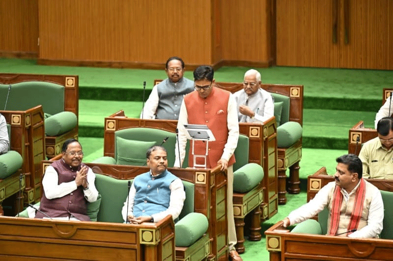 छत्तीसगढ़ का सबसे बड़ा बजट पेश, मेट्रो सर्वे और AI सेंटर से आधुनिक राज्य की ओर कदम छत्तीसगढ़ का सबसे बड़ा बजट पेश, मेट्रो सर्वे और AI सेंटर से आधुनिक राज्य की ओर कदम