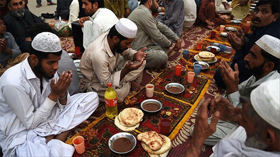 शाही रोजा इफ्तार 13 मार्च शुक्रवार सुभाष स्टेडियम में