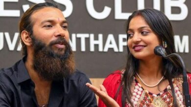 फंस गया फरमान! मोनालिसा 16 साल की निकली, FIR दर्ज होने के बाद लटकी गिरफ्तारी की तलवार