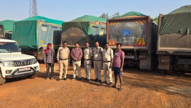 कलेक्टर रायपुर खनिज विभाग द्वारा रात्रिकालीन भ्रमण के दौरान कुल 13 वाहन अवैध परिवहन करते पकड़ी गयी