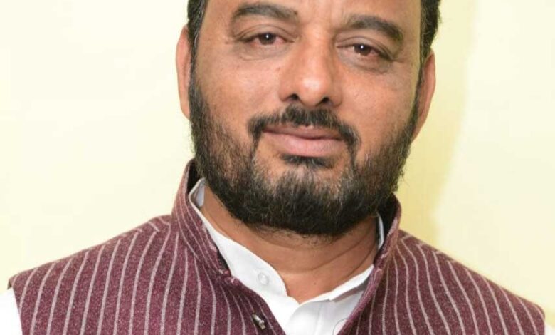 आरंग के रहमत उल्लाह खान बने पश्चिम बंगाल चुनाव के पर्यवेक्षक आरंग के रहमत उल्लाह खान बने पश्चिम बंगाल चुनाव के पर्यवेक्षक