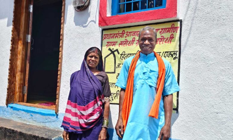 प्रधानमंत्री आवास योजना से बदल रही है कई परिवारों की जिंदगी,महतारी वंदन योजना से भी महिलाओं को मिल रहा है संबल