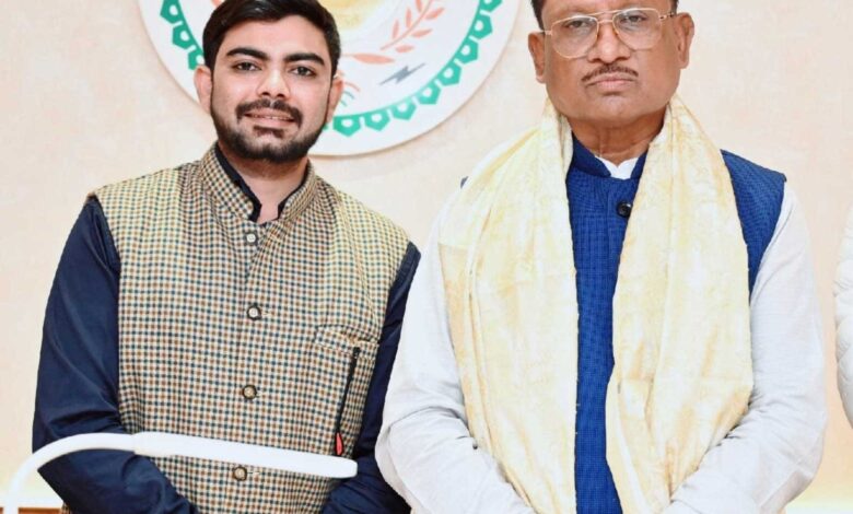 ज़ीशान सिद्दीकी बने राज्य स्तरीय DISHA ( विकास समन्वय एवं निगरानी )समिति के सदस्य