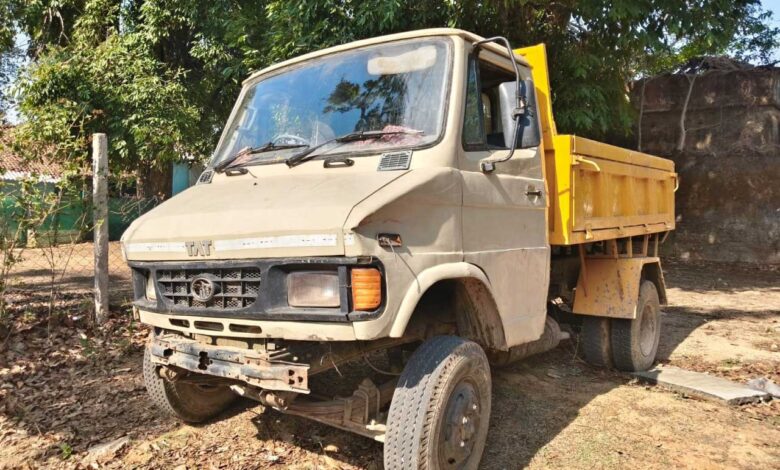 अवैध खनिज परिवहन के मामले में 2 हाईवा समेत 6 वाहन जब्त