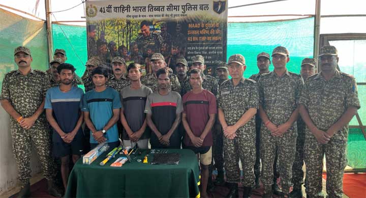 उम्मीदों को मिले नए पहिए: अबूझमाड़ के युवाओं ने साइकिल रिपेयरिंग सीखकर शुरू की आत्मनिर्भरता की नई राह