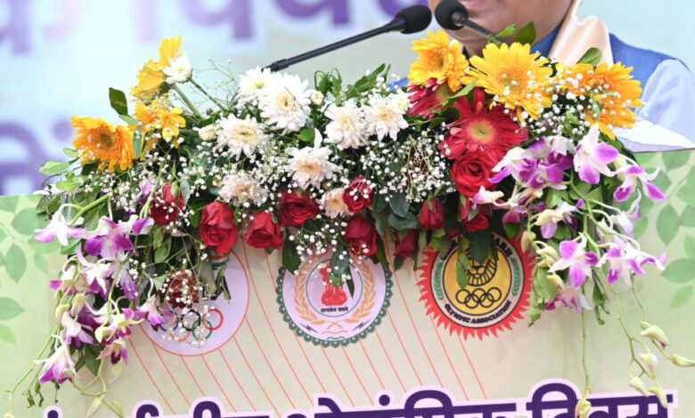 मुख्यमंत्री विष्णुदेव साय ने खिलाड़ियों का बढ़ाया उत्साह: 2036 पौधों के रोपण से ओलंपिक मेजबानी के संकल्प को दी नई ऊर्जा