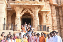 सोमनाथ स्वाभिमान सांस्कृतिक यात्रा दल लौटा, रायपुर रेलवे स्टेशन पर 1040 विशिष्टजनों का हुआ आत्मीय एवं भव्य स्वागत