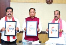 सीएम हेल्पलाइन 1076 का शुभारंभ : अब एक कॉल पर सुनी जाएगी जनता की हर समस्या