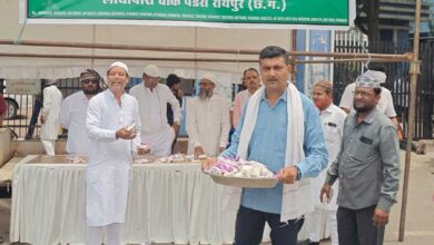 तपती गर्मी में राहत: प्रदेश मुस्लिम समाज कल्याण सोसायटी द्वारा रायपुर के कचहरी चौक पर छाछ वितरण