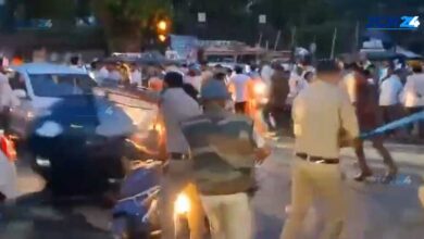 NEET पर आंदोलन कम, रीलों का ऑडिशन ज्यादा! सांसद आवास घेरने पहुंचे कार्यकर्ताओं में कैमरे के सामने आने की होड़…