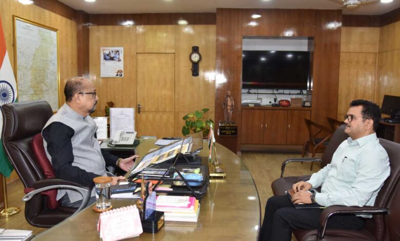 ’राज्यपाल श्री रमेन डेका ने रेत के वैज्ञानिक एवं व्यवस्थित खनन पर दिया जोर’