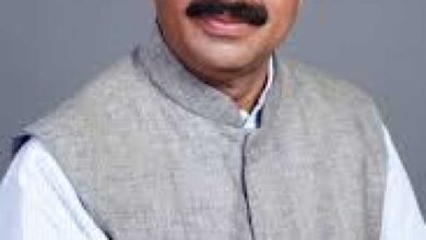 सड़कों और पुलों के निर्माण की धीमी गति पर बिफरे उप मुख्यमंत्री श्री अरुण साव, 2 ठेकेदारों के पंजीयन निरस्त सड़कों और पुलों के निर्माण की धीमी गति पर बिफरे उप मुख्यमंत्री श्री अरुण साव, 2 ठेकेदारों के पंजीयन निरस्त