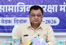 श्रम मंत्री की बैठक में बड़ा फैसला- असंगठित श्रमिकों के लिए बनेंगी नई योजनाएं