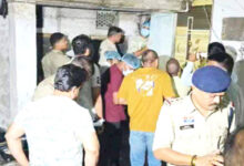 टिकरापारा में पांच मौतों से सनसनी, आर्थिक तंगी समेत सभी पहलुओं की जांच टिकरापारा में पांच मौतों से सनसनी, आर्थिक तंगी समेत सभी पहलुओं की जांच