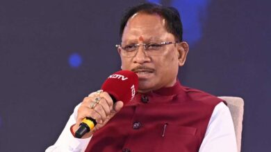 मुख्यमंत्री के निर्देश पर किसानों को खाद-बीज की निर्बाध उपलब्धता, कालाबाजारी पर कड़ा प्रहार मुख्यमंत्री के निर्देश पर किसानों को खाद-बीज की निर्बाध उपलब्धता, कालाबाजारी पर कड़ा प्रहार