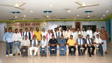 विश्व खेल पत्रकार दिवस पर रायपुर प्रेस क्लब में खेल पत्रकारों का आत्मीय मिलन एवं सम्मान समारोह