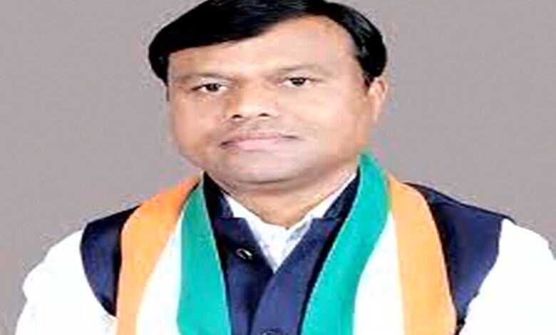 भाजपा कार्यकर्ता लाठी-डंडे और पत्थर लेकर पहुंचे थे: दीपक बैज भाजपा कार्यकर्ता लाठी-डंडे और पत्थर लेकर पहुंचे थे: दीपक बैज