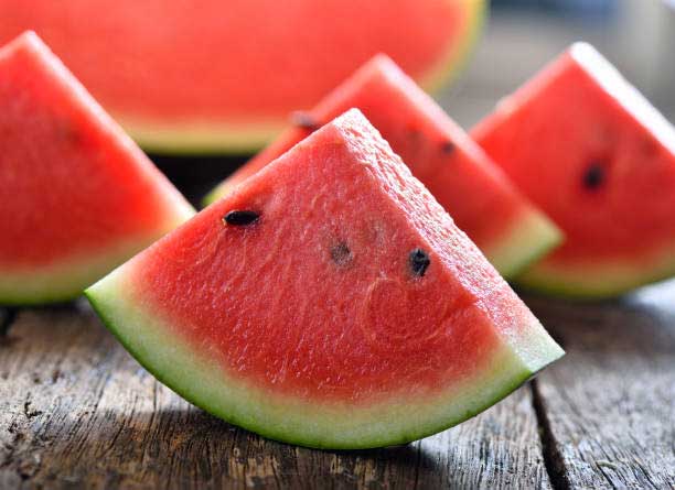 किडनी के लिए फायदेमंद या नुकसानदायक है तरबूज? एक्सपर्ट से जानें