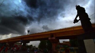 15 राज्यों में भारी बारिश का अलर्ट, यूपी-बिहार में 70 किमी/घंटा की रफ्तार से चलेगी आंधी