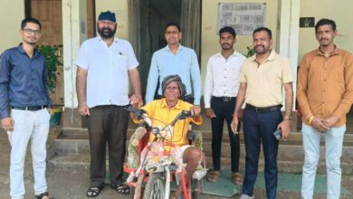 उप मुख्यमंत्री विजय शर्मा की पहल से दिव्यांग समझराम साहू को मिली बैटरी चलित मोटराइज्ड ट्रायसायकल