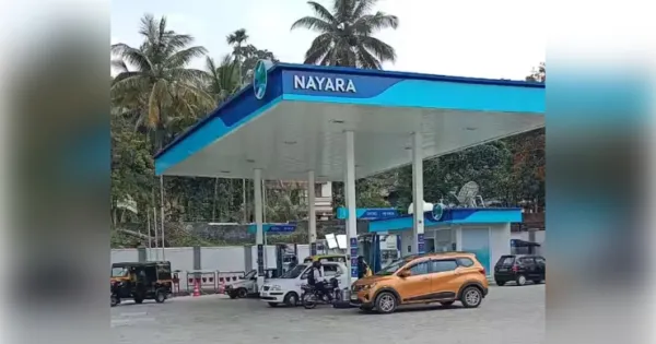नायरा एनर्जी का मानसून गिफ्ट, पेट्रोल 5 और डीजल 3 रुपये प्रति लीटर सस्ता नायरा एनर्जी का मानसून गिफ्ट, पेट्रोल 5 और डीजल 3 रुपये प्रति लीटर सस्ता