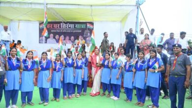 मंत्री लक्ष्मी राजवाड़े के नेतृत्व में सूरजपुर जिले में निकलीं भव्य तिरंगा यात्राएं