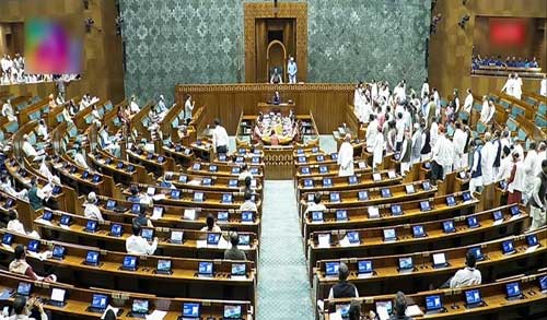 संसद में गतिरोध: सरकार का प्रयास विफल, विपक्ष ने पीएम मोदी और अमित शाह से मांगा जवाब संसद में गतिरोध: सरकार का प्रयास विफल, विपक्ष ने पीएम मोदी और अमित शाह से मांगा जवाब