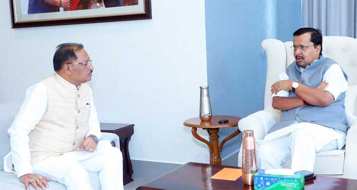 मुख्यमंत्री विष्णुदेव साय ने भाजपा के राष्ट्रीय अध्यक्ष नितिन नबीन से की सौजन्य भेंट