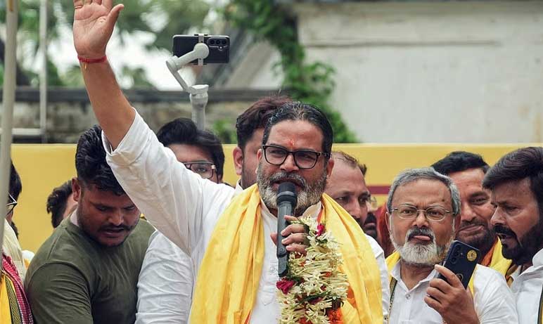 भाजपा का 30 साल का गढ़ 30 दिनों में ढह गया : प्रशांत किशोर भाजपा का 30 साल का गढ़ 30 दिनों में ढह गया : प्रशांत किशोर