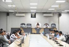 सेवा सेतु और सीएम हेल्पलाइन के आवेदनों के गुणवत्तापूर्ण व समयबद्ध निराकरण करें : कलेक्टर