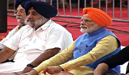 पीएम मोदी ने फोन पर जाना सुखबीर बादल का हाल, नांदेड़ में हुआ था कृपाण से हमला