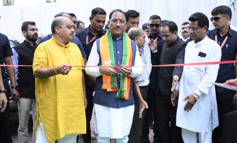 मुख्यमंत्री विष्णुदेव साय ने स्वतंत्रता दिवस पर सात दिवसीय छायाचित्र प्रदर्शनी का किया शुभारंभ