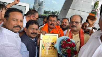 सांसद विजय बघेल जी की डीआरएम से सार्थक चर्चा