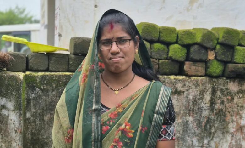राखी का बंधन, खुशियों का संसार, महतारी वंदन से बहनों को मिला संबल अपार राखी का बंधन, खुशियों का संसार, महतारी वंदन से बहनों को मिला संबल अपार